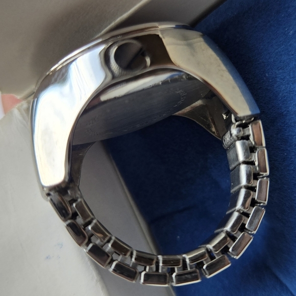 Avon Birth Stone Watch Ring January - Picture 2 of 3